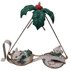Enesco Vtg Ornament 1990 Mouse Christmas EyeGlasses With Santa Mailing List